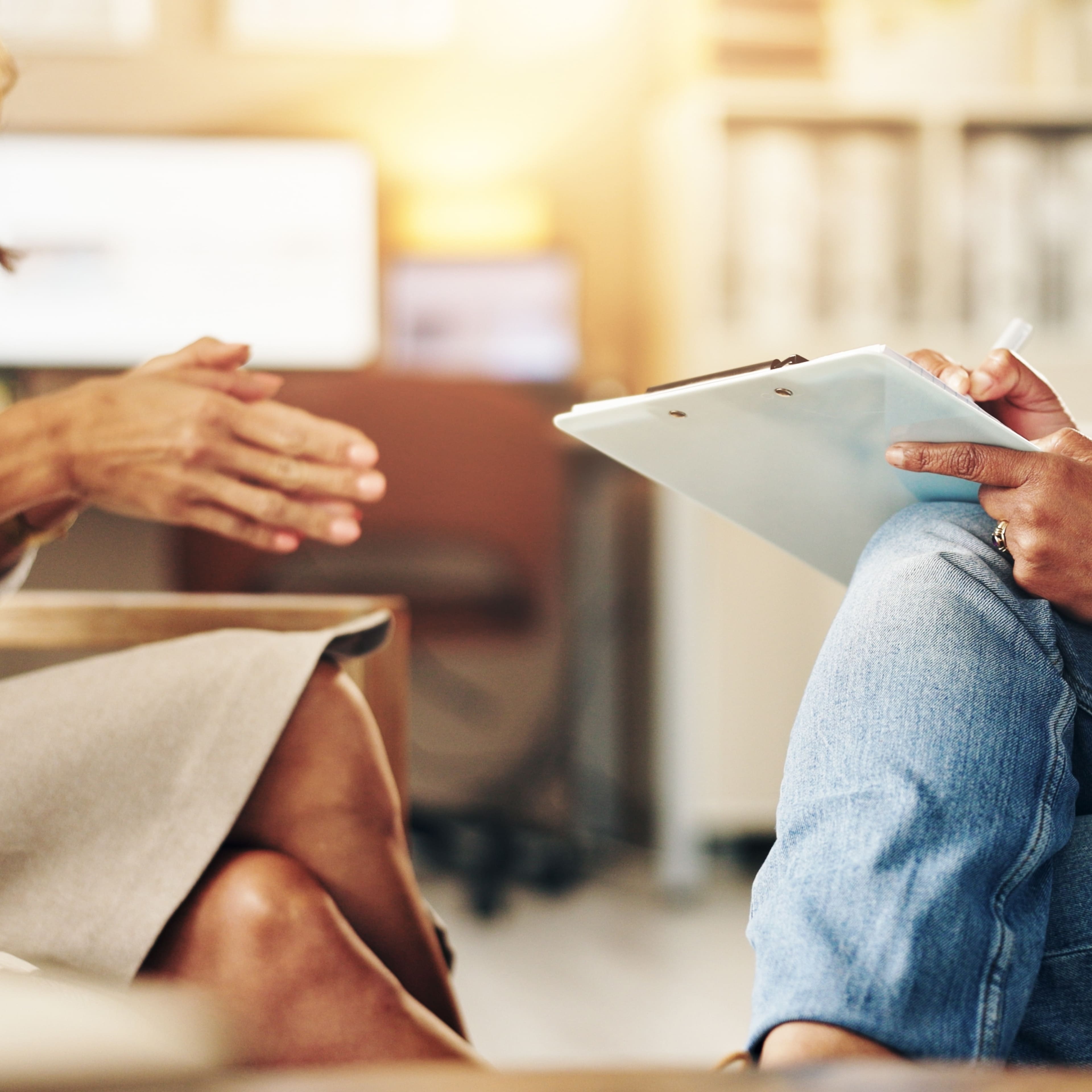 Pseudo-thérapeutes santé mentale attention